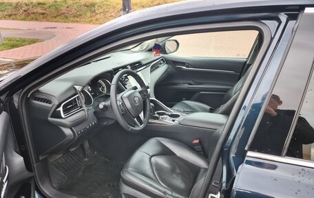 Toyota Camry, 2019 год, 2 750 000 рублей, 9 фотография