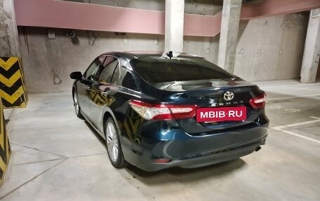 Toyota Camry, 2019 год, 2 750 000 рублей, 2 фотография