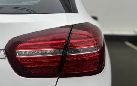 Mercedes-Benz GLA, 2019 год, 2 430 000 рублей, 13 фотография