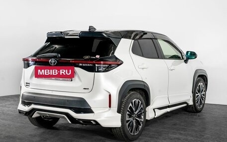 Toyota Yaris Cross, 2021 год, 2 210 000 рублей, 3 фотография