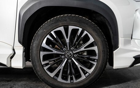 Toyota Yaris Cross, 2021 год, 2 210 000 рублей, 19 фотография
