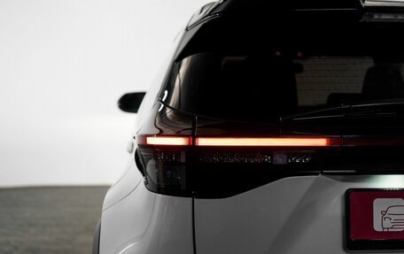 Toyota Yaris Cross, 2021 год, 2 210 000 рублей, 22 фотография