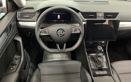 Skoda Superb, 2025 год, 2 340 000 рублей, 8 фотография