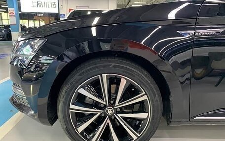 Skoda Superb, 2025 год, 2 340 000 рублей, 21 фотография