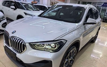 BMW X1, 2022 год, 2 100 000 рублей, 3 фотография