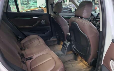 BMW X1, 2022 год, 2 100 000 рублей, 14 фотография