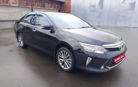 Toyota Camry, 2017 год, 1 950 000 рублей, 2 фотография