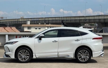 Toyota Harrier, 2022 год, 3 590 007 рублей, 6 фотография