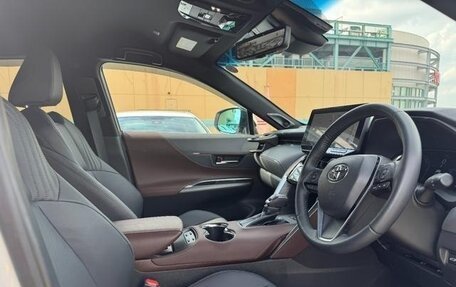 Toyota Harrier, 2022 год, 3 590 007 рублей, 16 фотография