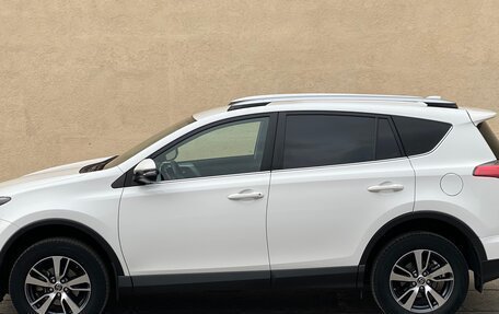 Toyota RAV4, 2019 год, 2 570 000 рублей, 8 фотография