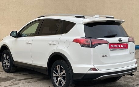 Toyota RAV4, 2019 год, 2 570 000 рублей, 7 фотография