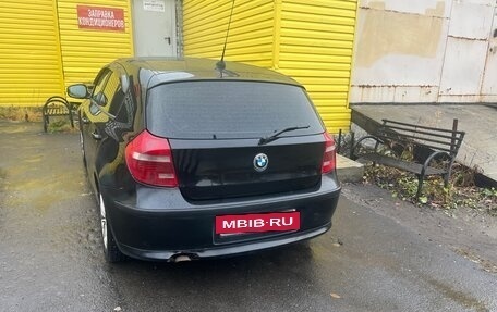 BMW 1 серия, 2010 год, 690 000 рублей, 2 фотография