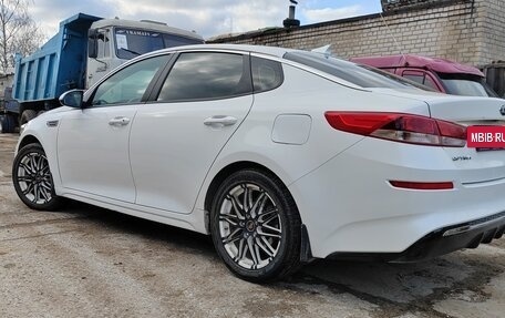 KIA Optima IV, 2020 год, 2 100 000 рублей, 2 фотография