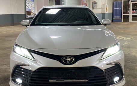 Toyota Camry, 2021 год, 2 799 000 рублей, 4 фотография