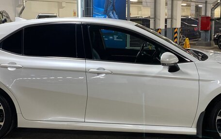 Toyota Camry, 2021 год, 2 799 000 рублей, 13 фотография