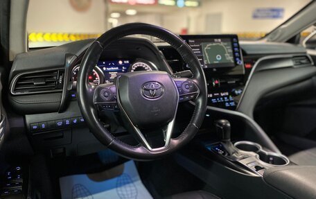 Toyota Camry, 2021 год, 2 799 000 рублей, 18 фотография