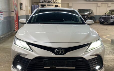 Toyota Camry, 2021 год, 2 799 000 рублей, 32 фотография