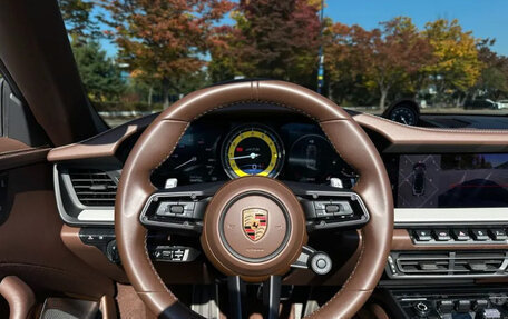 Porsche 911, 2022 год, 13 000 000 рублей, 6 фотография