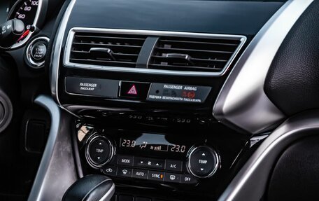 Mitsubishi Eclipse Cross, 2018 год, 2 200 000 рублей, 27 фотография