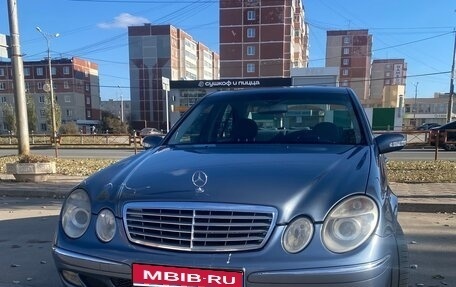 Mercedes-Benz E-Класс, 2002 год, 720 000 рублей, 1 фотография