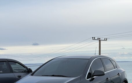 Opel Astra J, 2011 год, 650 000 рублей, 1 фотография