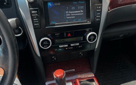 Toyota Camry, 2012 год, 1 350 000 рублей, 12 фотография