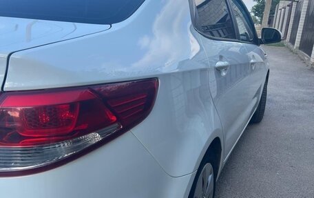 KIA Rio III рестайлинг, 2015 год, 900 000 рублей, 5 фотография