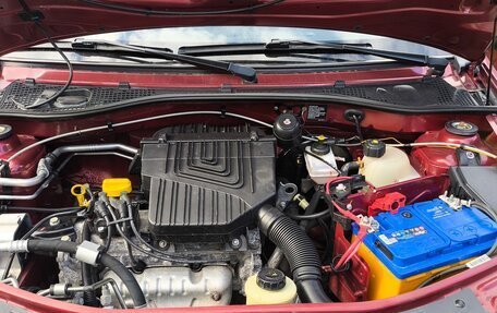 Renault Logan II, 2013 год, 800 000 рублей, 2 фотография