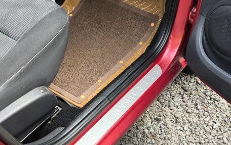 Renault Logan II, 2013 год, 800 000 рублей, 19 фотография