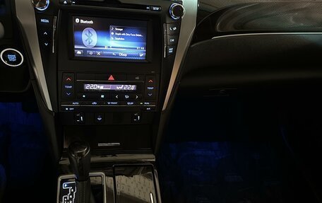 Toyota Camry, 2016 год, 1 780 000 рублей, 3 фотография