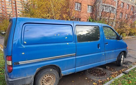Toyota HiAce, 1999 год, 300 000 рублей, 10 фотография