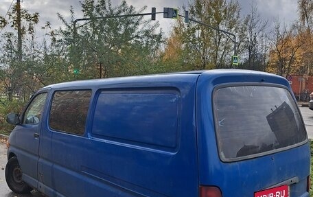 Toyota HiAce, 1999 год, 300 000 рублей, 12 фотография