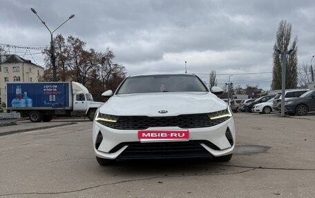 KIA K5, 2021 год, 1 820 000 рублей, 5 фотография
