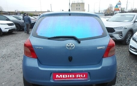 Toyota Yaris III рестайлинг, 2008 год, 650 000 рублей, 6 фотография