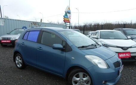 Toyota Yaris III рестайлинг, 2008 год, 650 000 рублей, 3 фотография