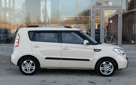 KIA Soul I рестайлинг, 2011 год, 900 000 рублей, 2 фотография