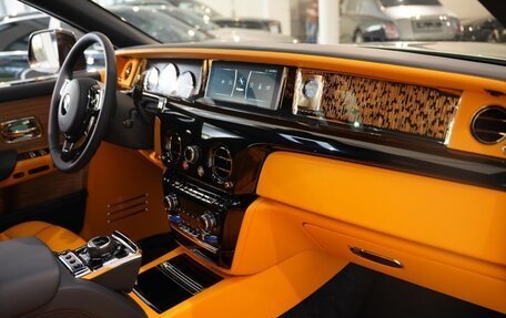 Rolls-Royce Phantom VIII, 2025 год, 78 000 000 рублей, 18 фотография