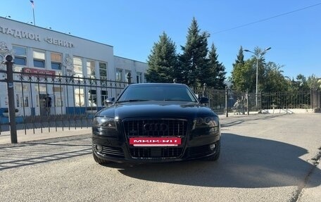 Audi A8, 2004 год, 1 300 000 рублей, 6 фотография