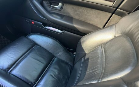 Audi A8, 2004 год, 1 300 000 рублей, 11 фотография