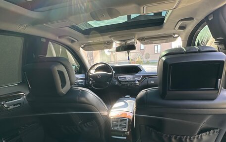 Mercedes-Benz S-Класс, 2011 год, 2 300 000 рублей, 5 фотография