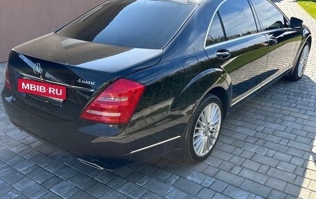 Mercedes-Benz S-Класс, 2011 год, 2 300 000 рублей, 9 фотография