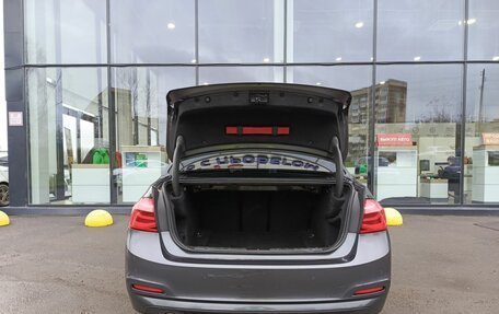 BMW 3 серия, 2018 год, 1 872 000 рублей, 12 фотография