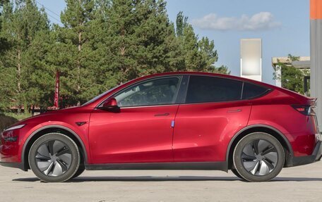 Tesla Model Y I, 2025 год, 5 814 000 рублей, 4 фотография