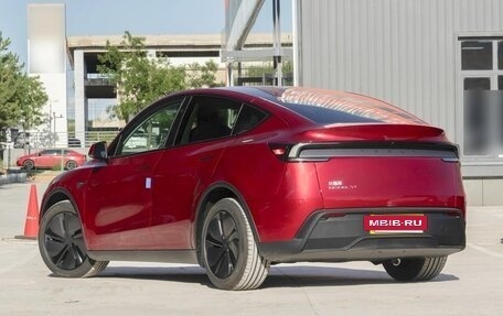 Tesla Model Y I, 2025 год, 5 814 000 рублей, 5 фотография