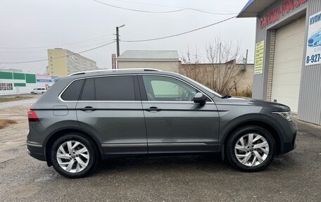 Volkswagen Tiguan II, 2020 год, 4 200 000 рублей, 3 фотография