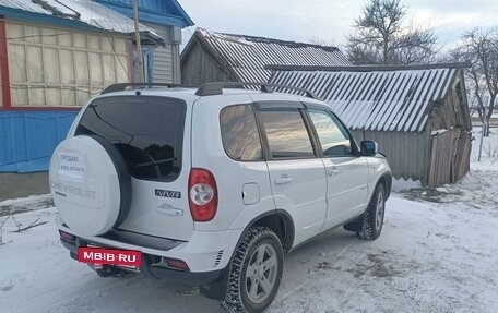 Chevrolet Niva I рестайлинг, 2014 год, 585 000 рублей, 3 фотография