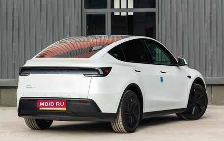 Tesla Model Y I, 2025 год, 5 814 000 рублей, 8 фотография