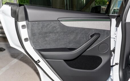 Tesla Model Y I, 2025 год, 5 814 000 рублей, 15 фотография