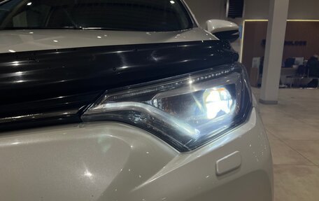 Toyota RAV4, 2017 год, 2 250 000 рублей, 7 фотография