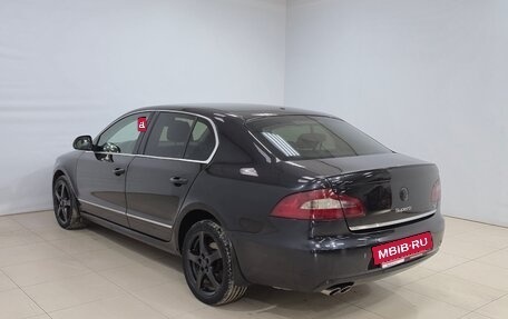 Skoda Superb III рестайлинг, 2011 год, 773 000 рублей, 4 фотография